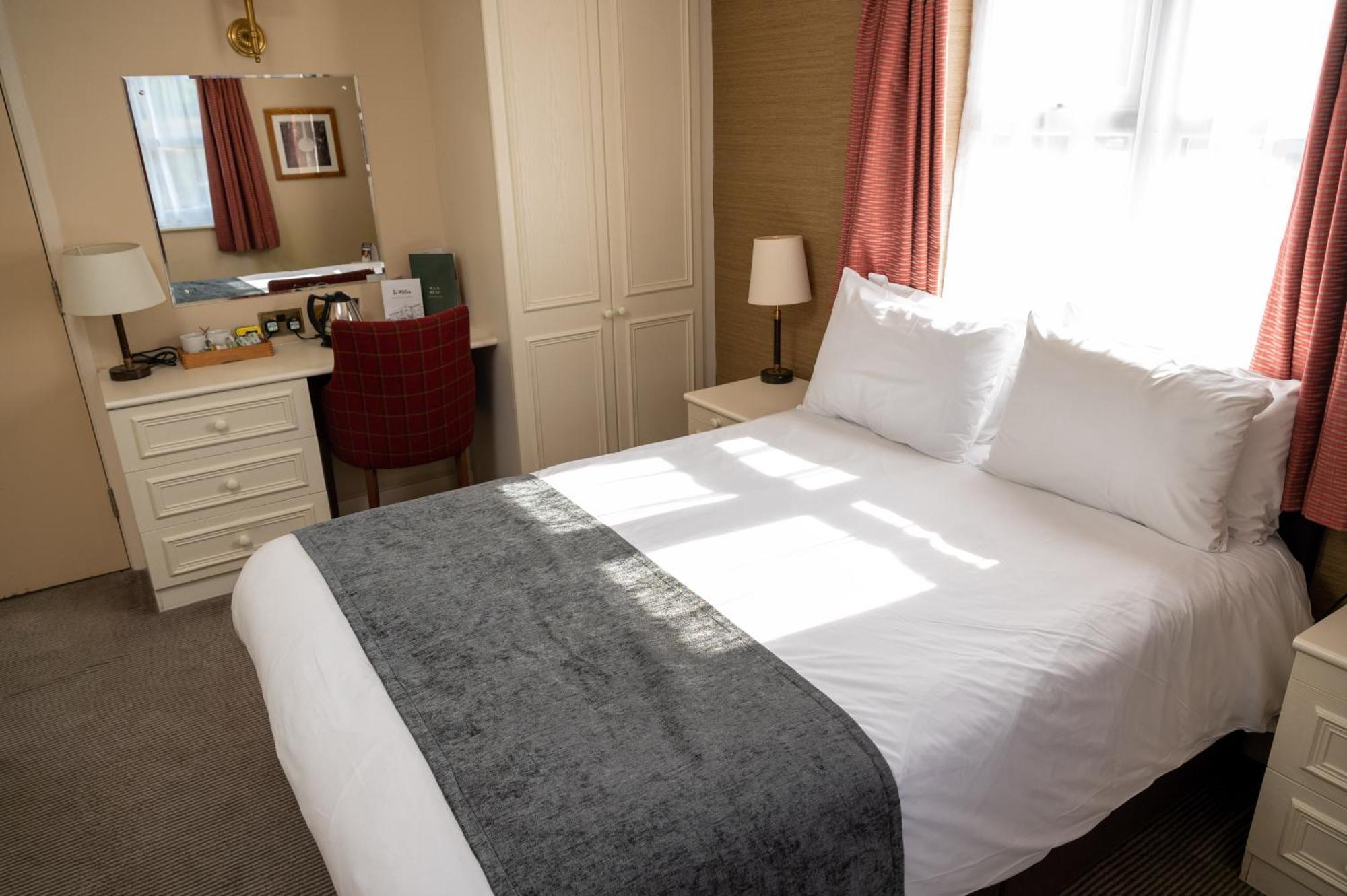 Millers Hotel By Greene King Inns Sibson  外观 照片